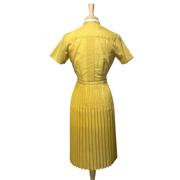 Vintage 1950s Yellow Gold Belted Pleated Embroidered Trad Day Dress - Picture 5 of 7